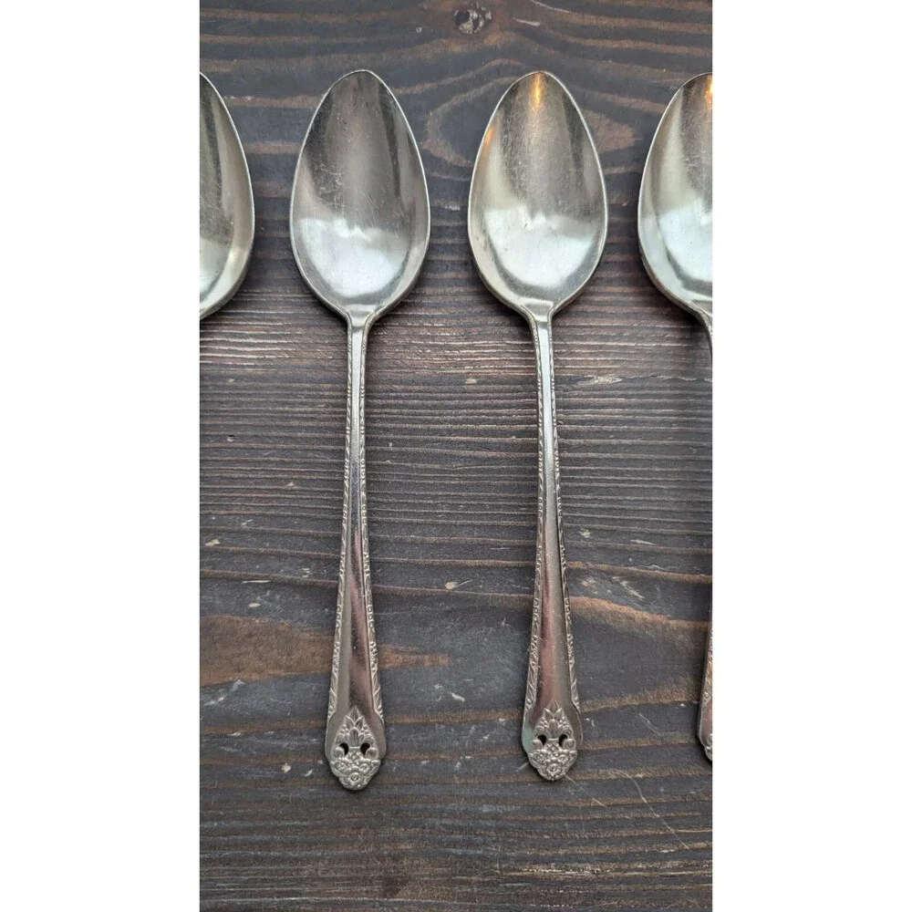 LOVELY LADY Pattern HOLMES & EDWARDS Silver-plate 7x Spoons Flatware